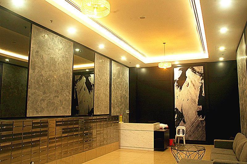 Tropicana Suite@Jalan Macalister George Town Exterior photo